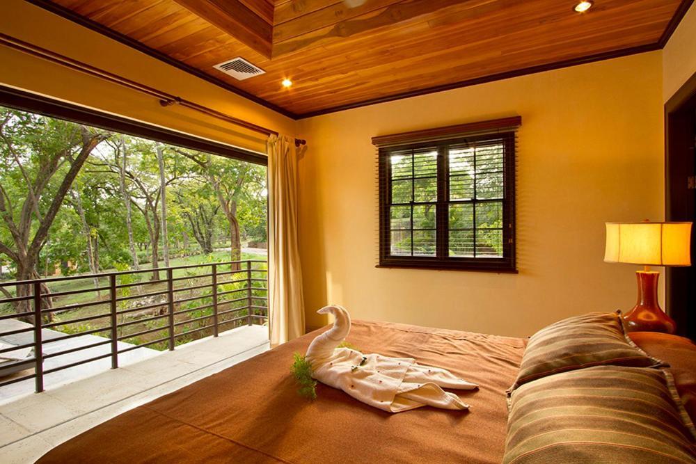 Jet Luxury At Langosta Beach Resort & Villas 타마린도 외부 사진