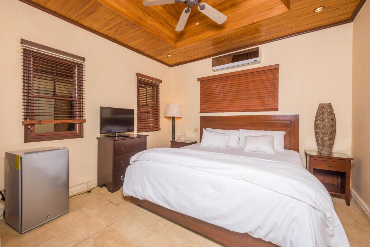 Jet Luxury At Langosta Beach Resort & Villas 타마린도 외부 사진